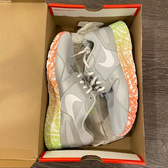 -SOLD-Nike Kaishi athletic running shoes size 8 - Picture 11 of 12